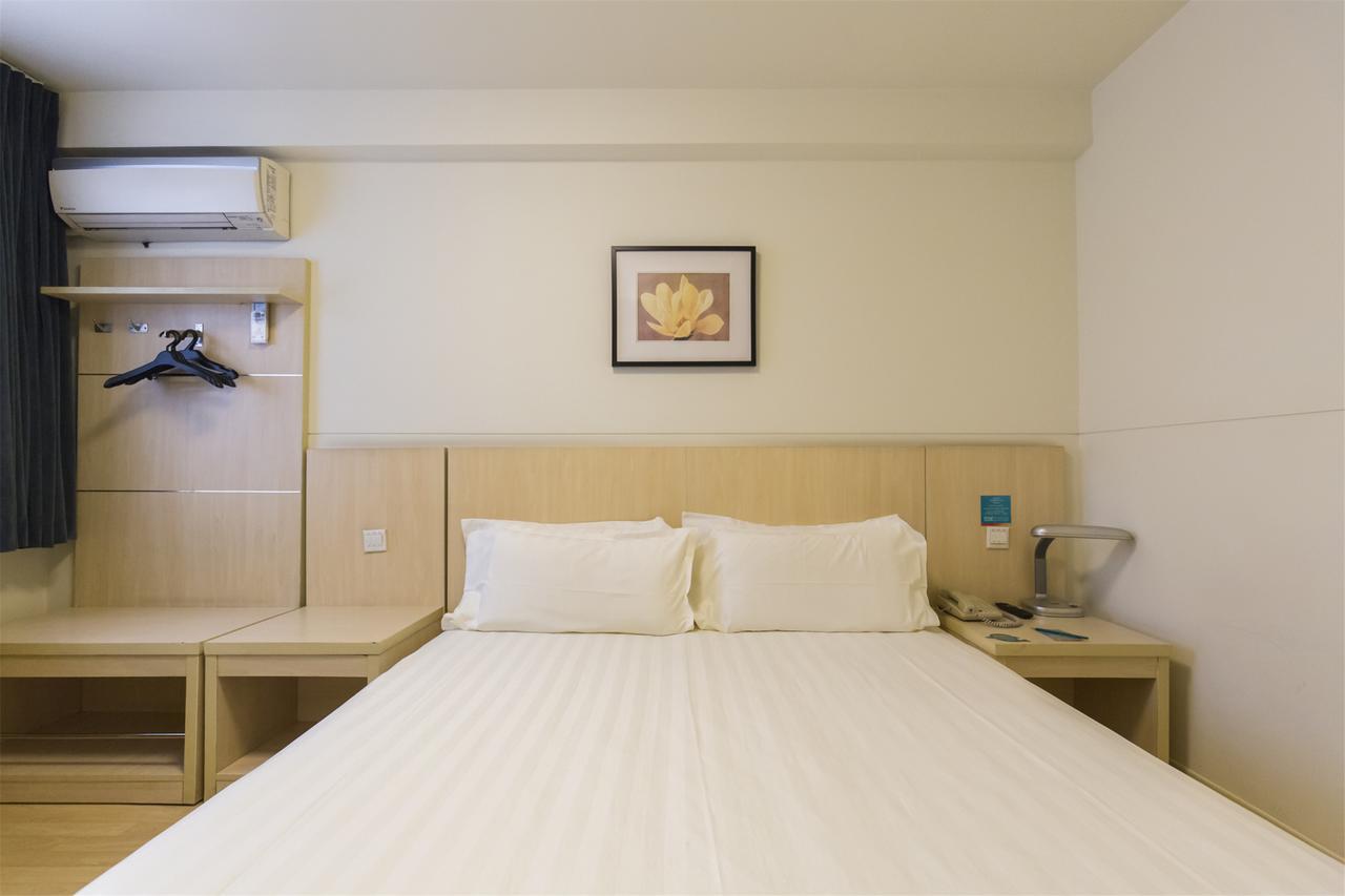 Jingjiang Select New Hongqiao Shanghai