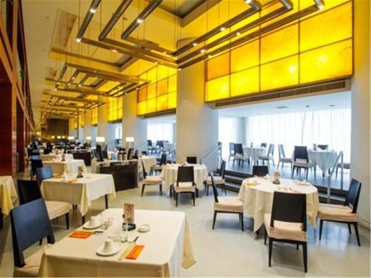 Jingjiang Select New Hongqiao